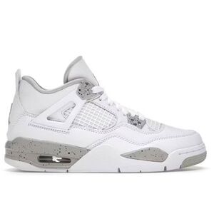 NIKE Air Jordan 4 Retro "White Oreo" Sneakers Size 7Y/W8.5